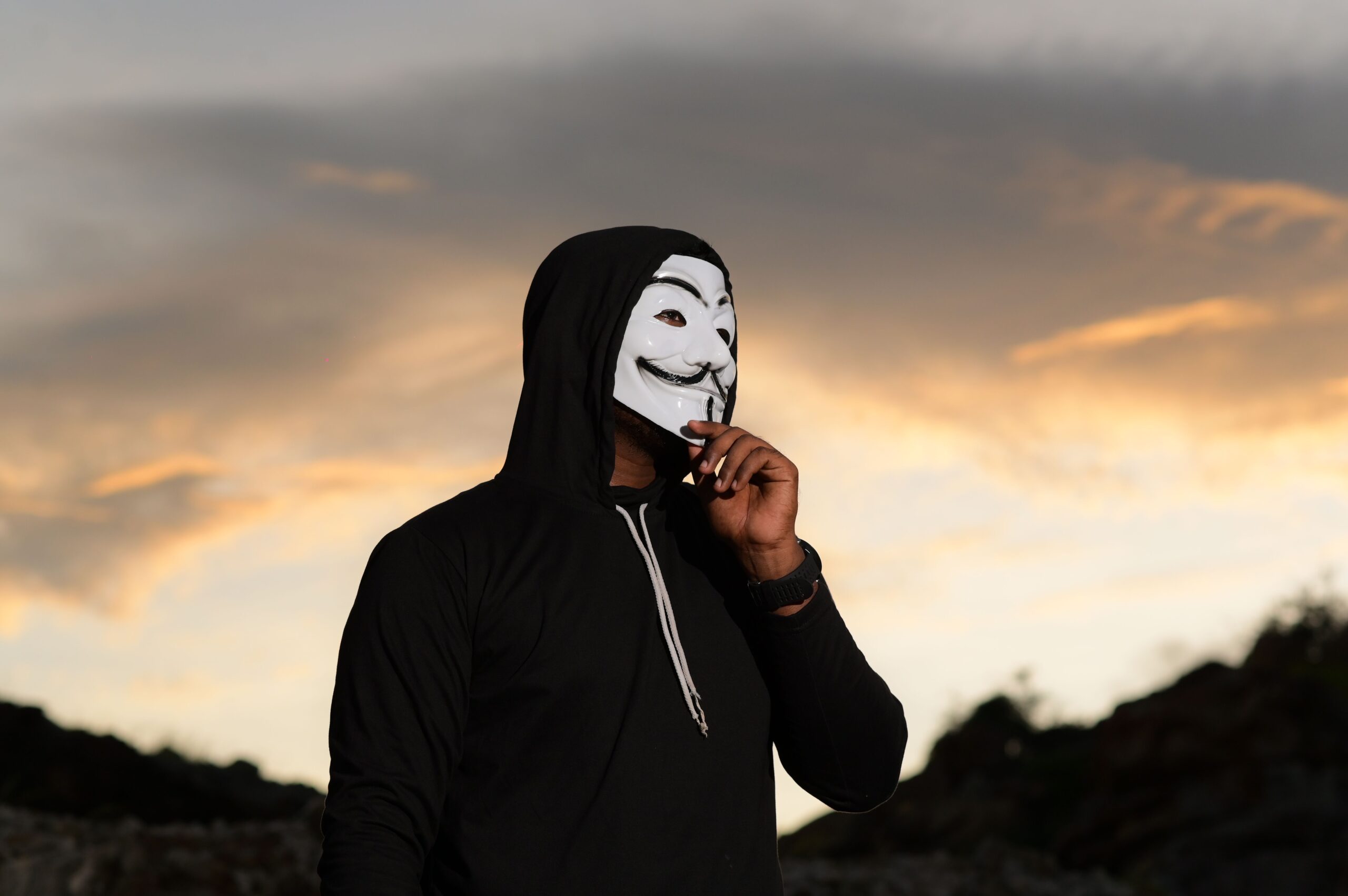 pexels-sam-ebanezer-384426-17216140 Faceless Affiliate Marketing
