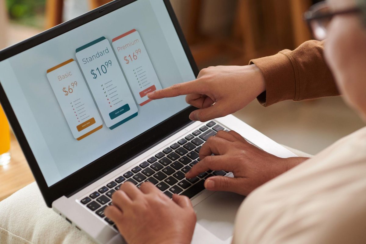 how to choose online business training